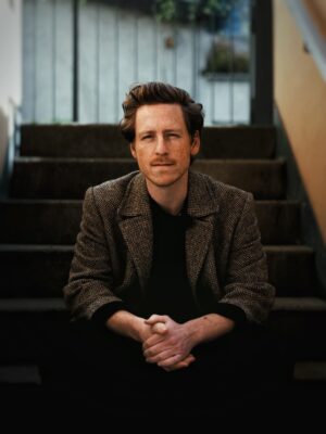 Questioning humanity’s desire to classify – an interview with Leon Engler on his novel Botanik des Wahnsinns (Botany of Madness).